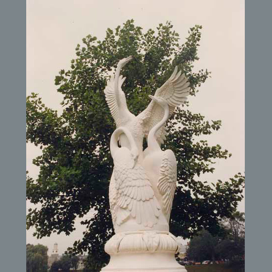 Swan Fountain